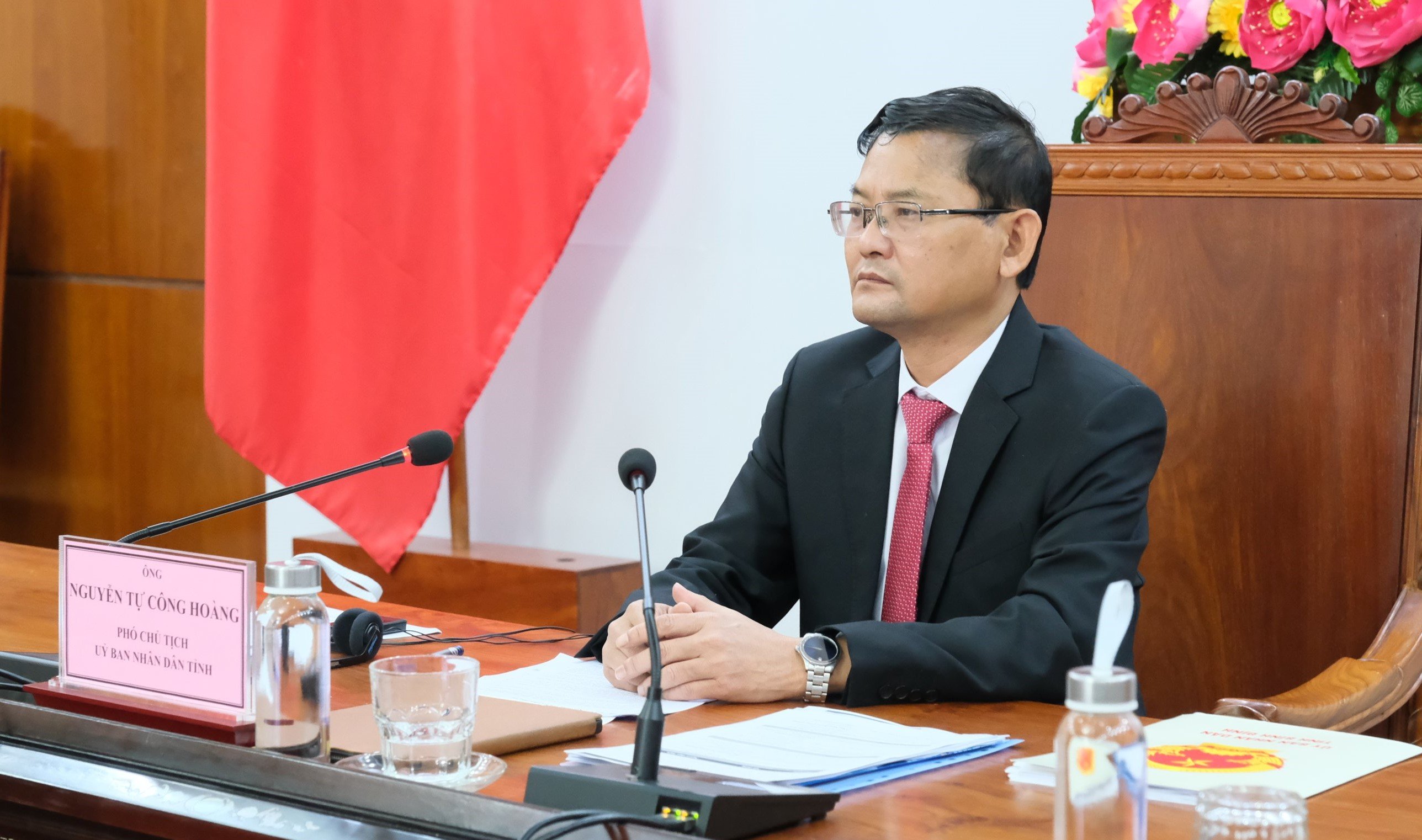 Đồng chí Nguyễn Tự Công Hoàng – Phó Chủ tịch UBND tỉnh Bình Định phát biểu khai mạc hội nghị